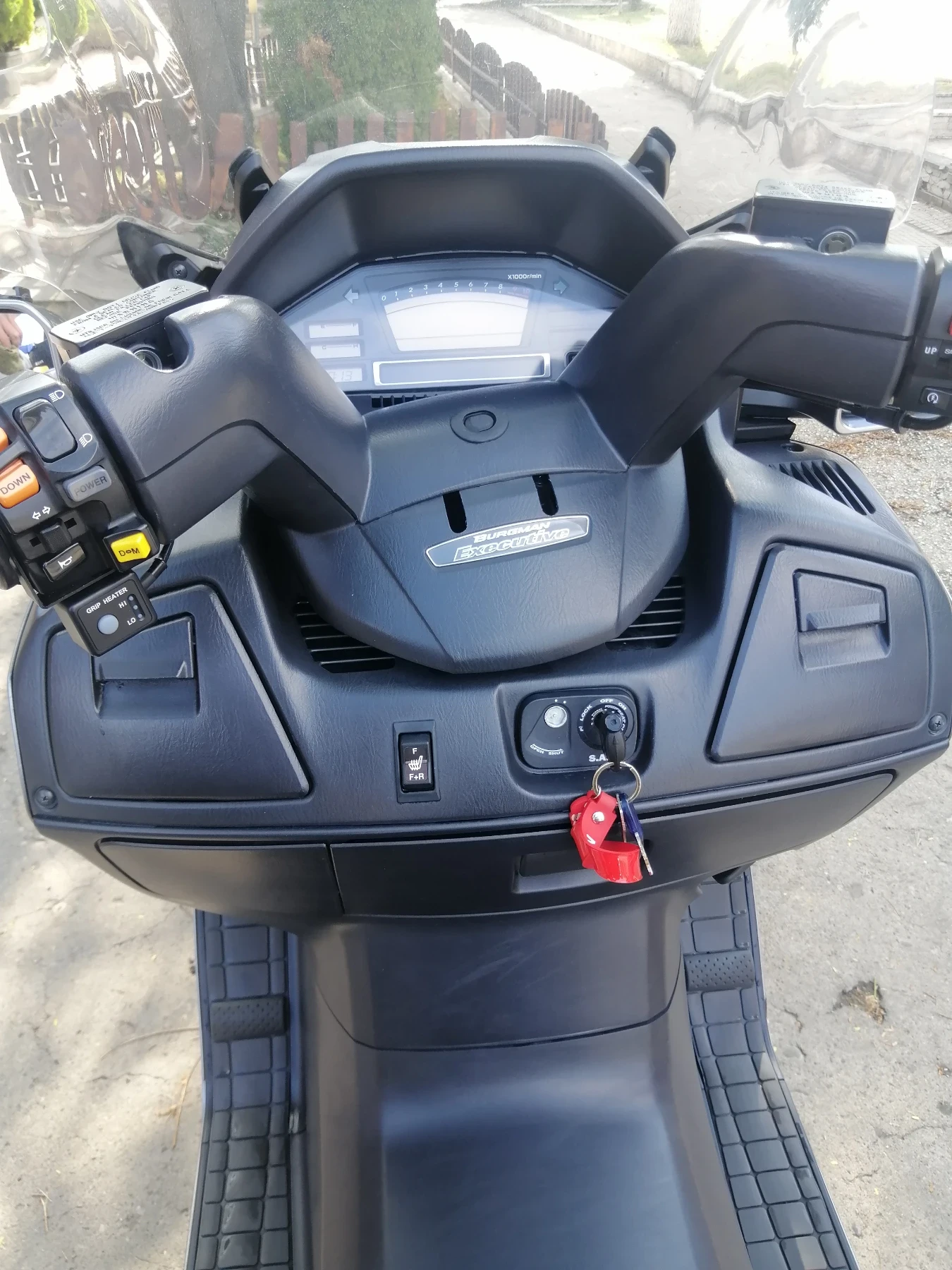 Suzuki Burgman 650 Executive ABS | Mobile.bg   14