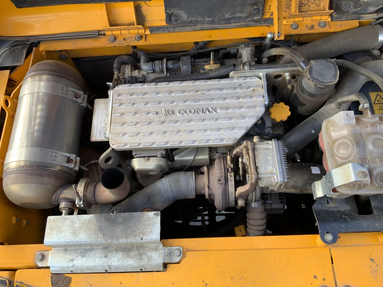 Багер JCB JS145 LC Plus, снимка 5 - Индустриална техника - 56575380