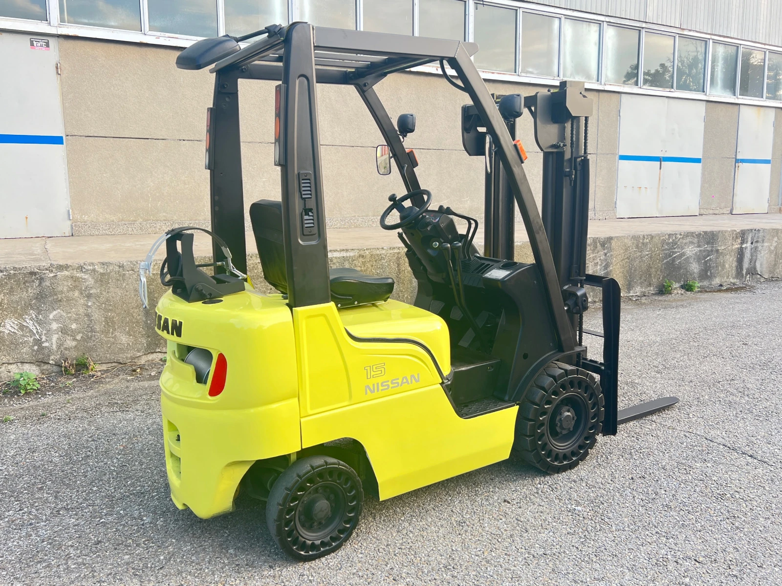  Nissan 1.5  /   / - / | Mobile.bg   5