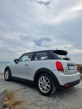 Mini Cooper SE, снимка 6