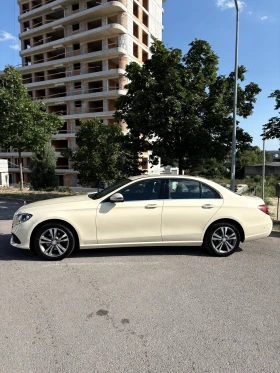 Mercedes-Benz E 220  9G-Tronic, снимка 7