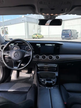 Mercedes-Benz E 220  9G-Tronic, снимка 9