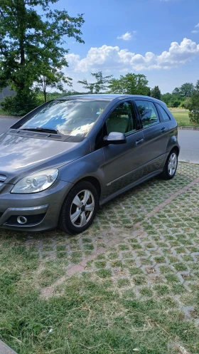 Mercedes-Benz B 200 W245, снимка 2