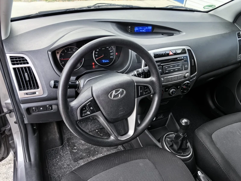 Hyundai I20 Hyundai I20 1.25i, снимка 8 - Автомобили и джипове - 47379452