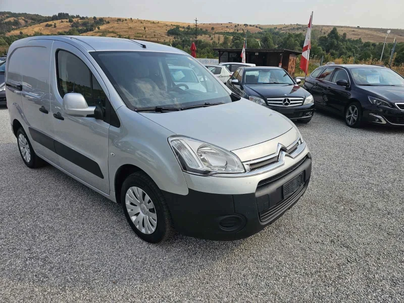 Citroen Berlingo 1.6hdi, снимка 3 - Автомобили и джипове - 46925384