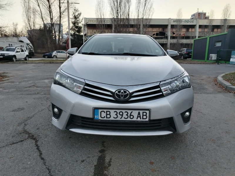 Toyota Corolla 1.33БЕНЗИН-ГАЗ/100КС/ОТ БЪЛГАРИЯ, снимка 2 - Автомобили и джипове - 48338244