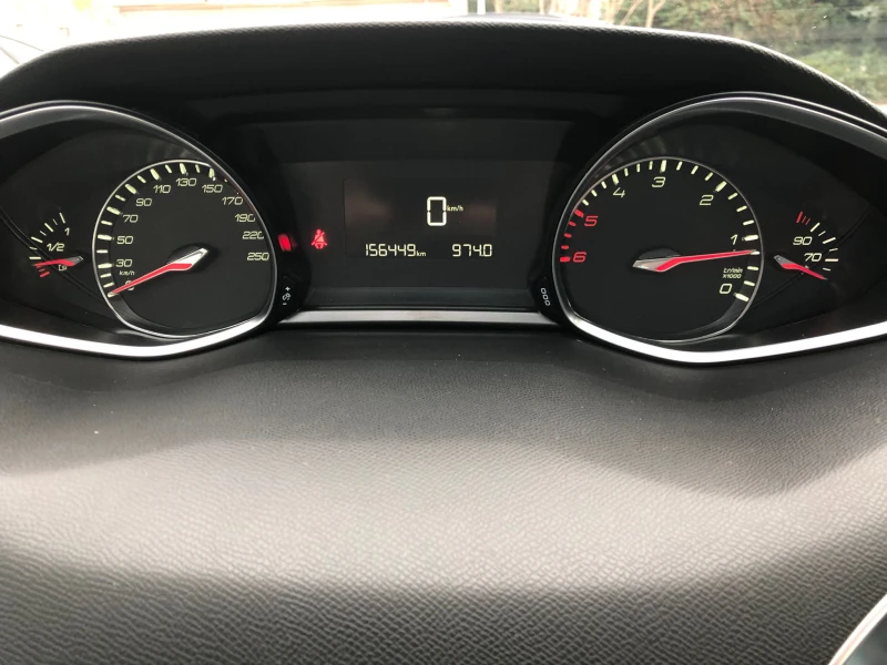 Peugeot 308 1.6 HDI GT Line keyless, снимка 9 - Автомобили и джипове - 48358705