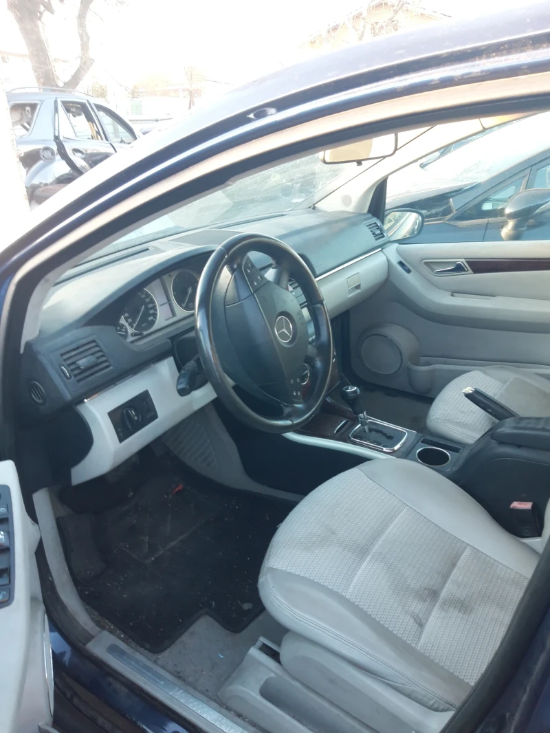 Mercedes-Benz B 180 Mercedes Benz B180 НА ЧАСТИ , снимка 5 - Автомобили и джипове - 49587650