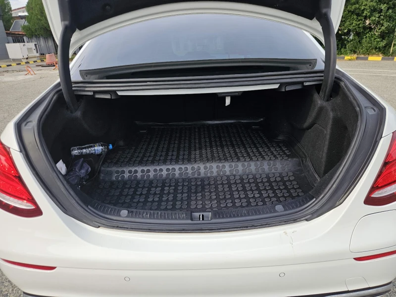 Mercedes-Benz E 350, снимка 11 - Автомобили и джипове - 52094294