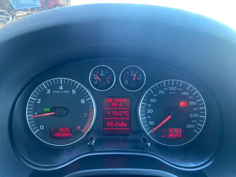 Audi A3 1.6 MT, снимка 11 - Автомобили и джипове - 51568659