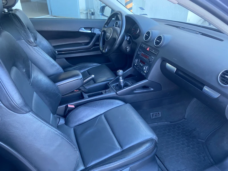 Audi A3 1.6 MT, снимка 15 - Автомобили и джипове - 51568659