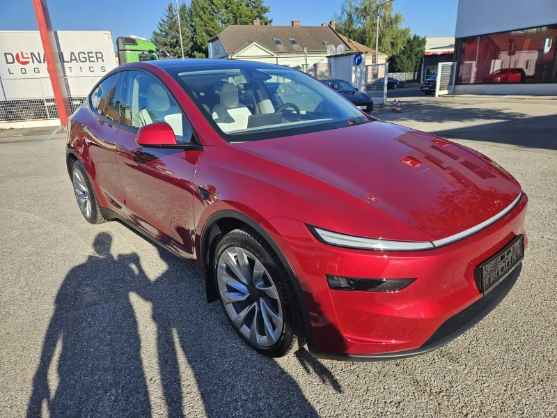 Tesla Model Y Long Range All Wheel Drive NEW LG BATTERY 83kw, снимка 2 - Автомобили и джипове - 51782482