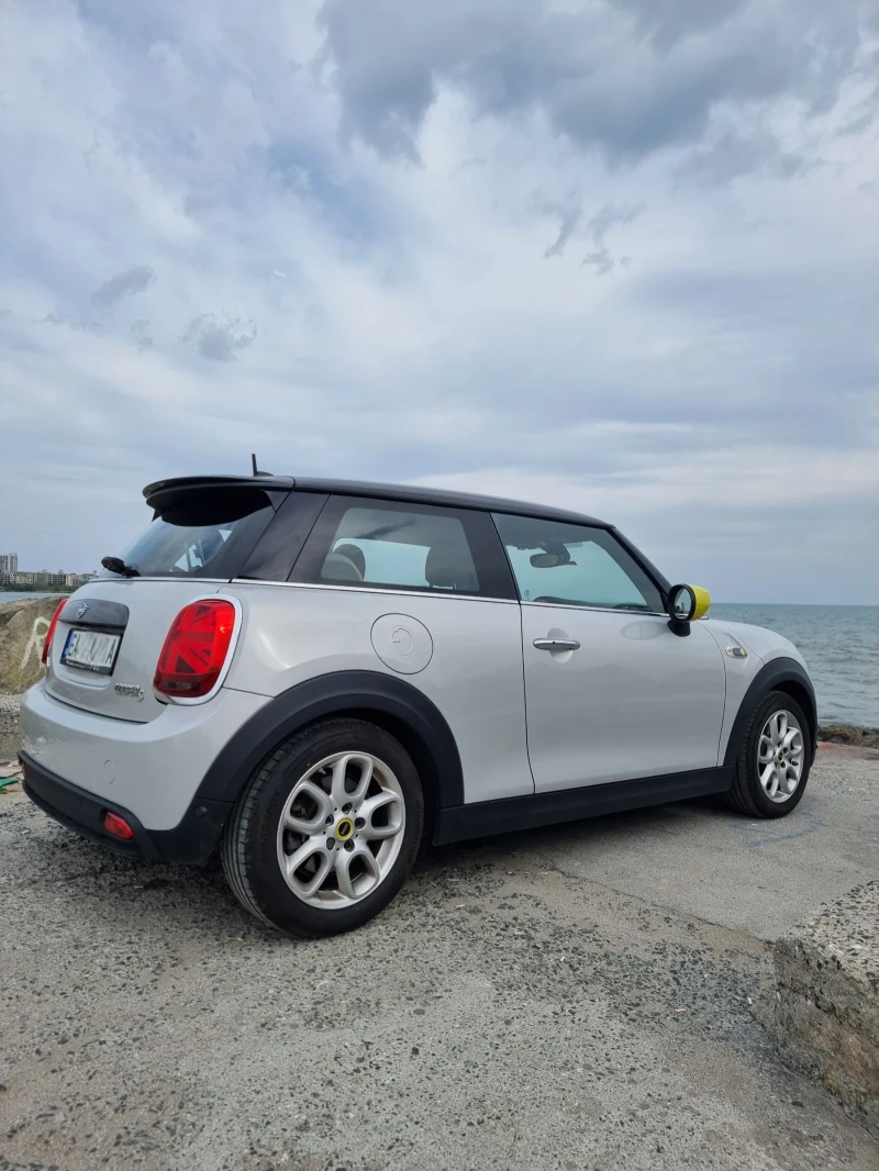 Mini Cooper SE, снимка 5 - Автомобили и джипове - 51860892