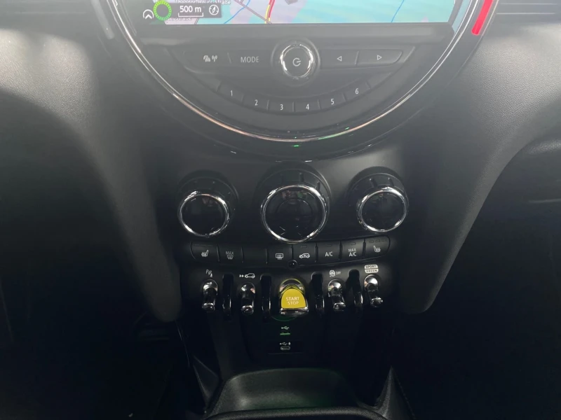 Mini Cooper SE, снимка 13 - Автомобили и джипове - 51860892