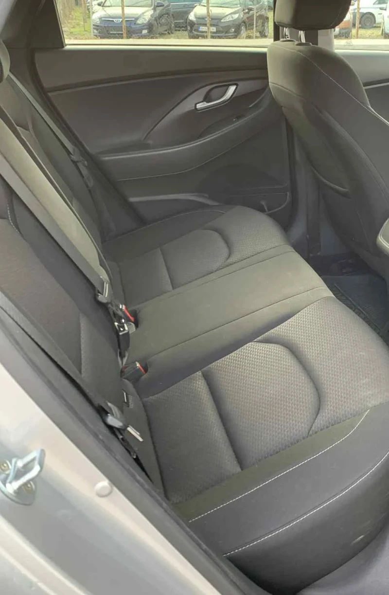 Hyundai I30, снимка 8 - Автомобили и джипове - 52909352