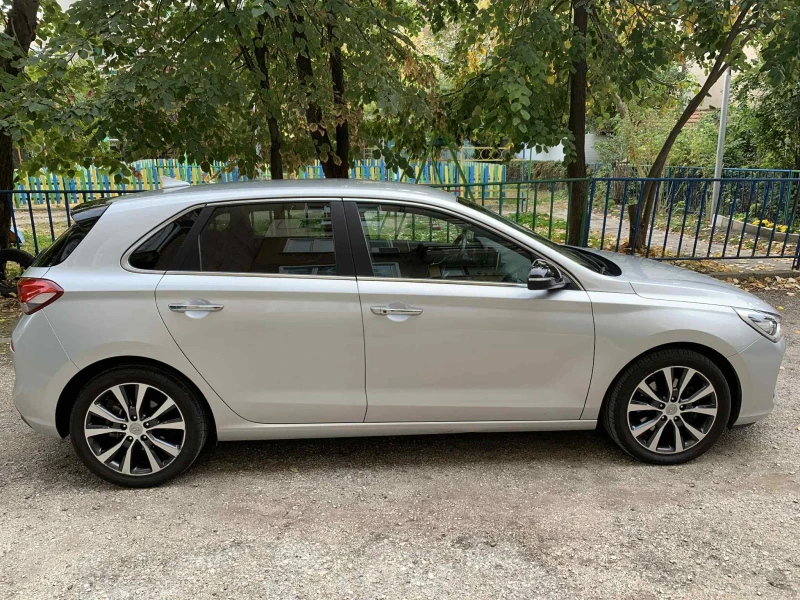 Hyundai I30, снимка 16 - Автомобили и джипове - 52909352