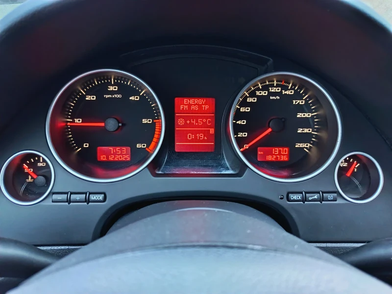 Seat Exeo, снимка 14 - Автомобили и джипове - 52835018