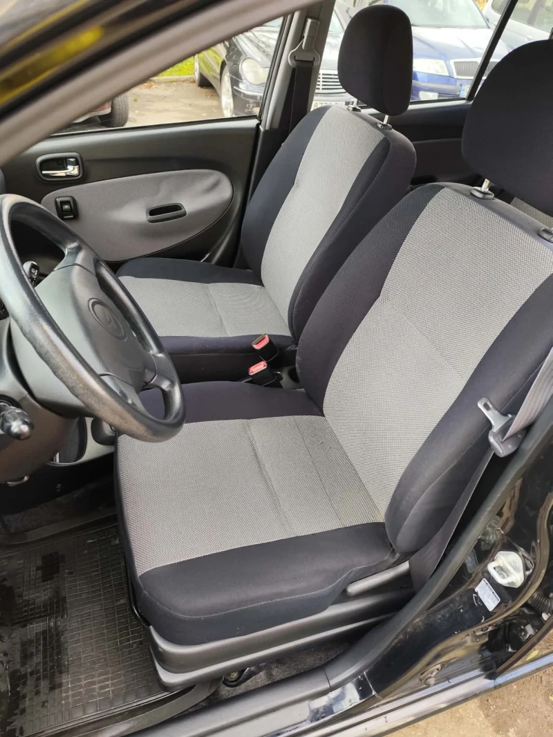 Daihatsu Cuore, снимка 5 - Автомобили и джипове - 53280964