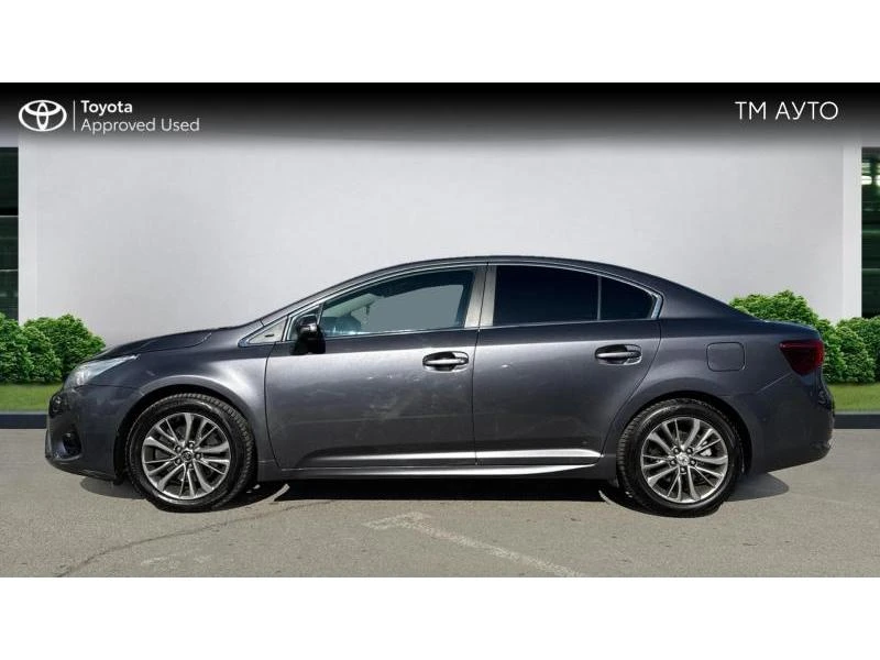 Toyota Avensis 2.0 Diesel Executive, снимка 3 - Автомобили и джипове - 49094363