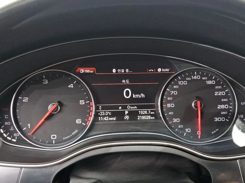 Audi A6 3.0 TDI Quattro| 245к.с.| ВКЛ.ТЕХНОТЕСТ, снимка 8 - Автомобили и джипове - 55296027