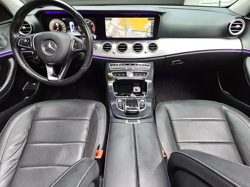 Mercedes-Benz E 300 Avantgarde, снимка 7 - Автомобили и джипове - 56018228