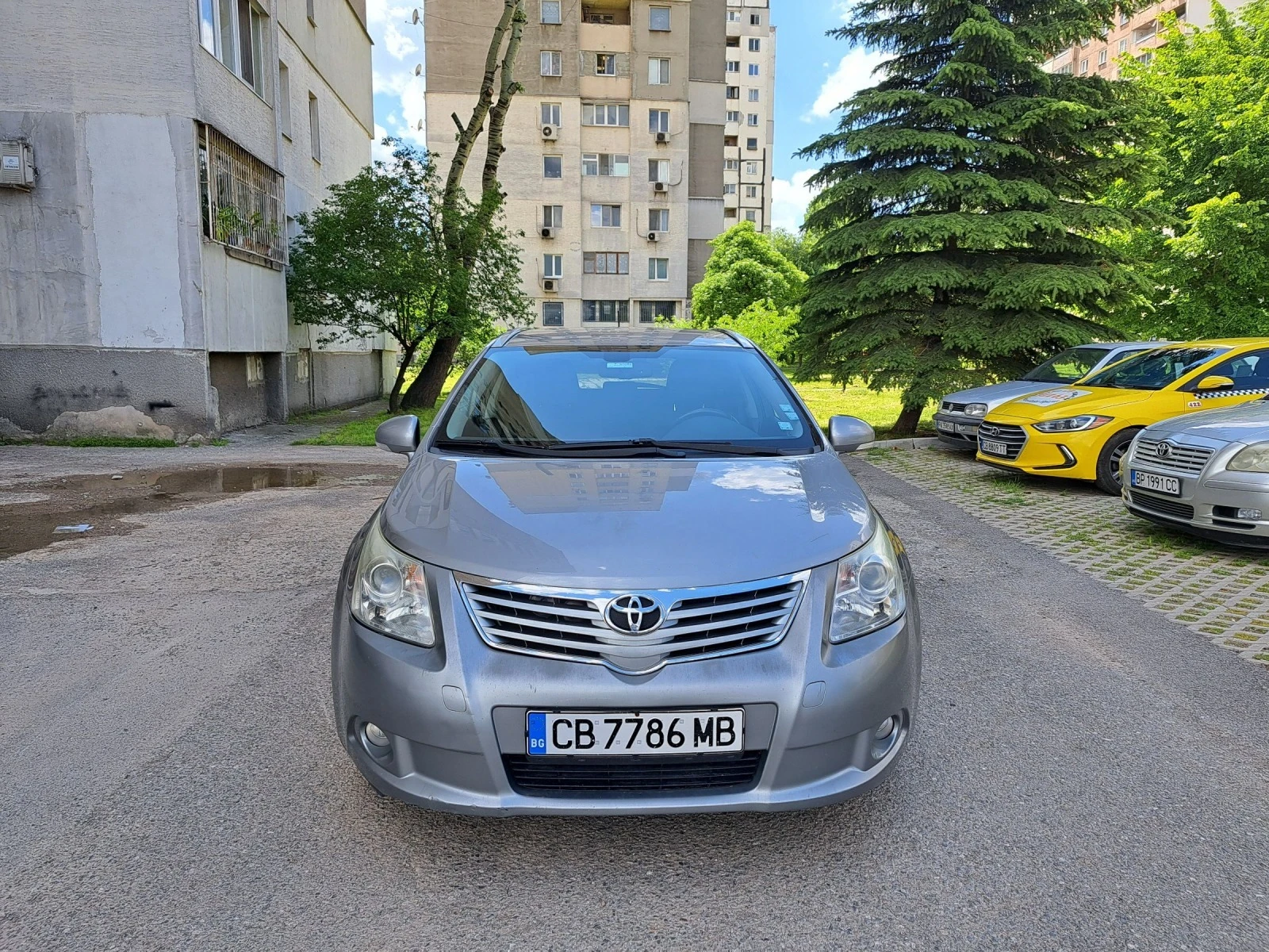 Toyota Avensis 2.2D Автоматик * Лизинг * Бартер - изображение 6