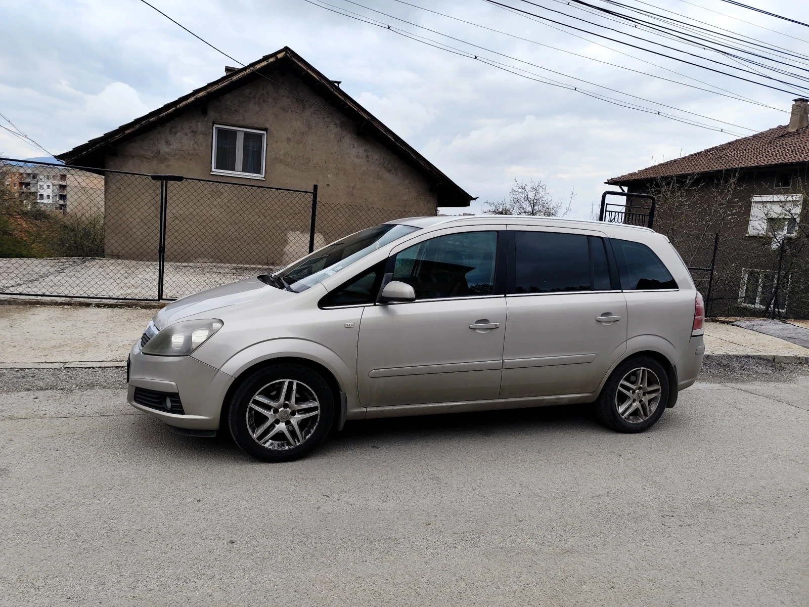 Opel Zafira  - изображение 2