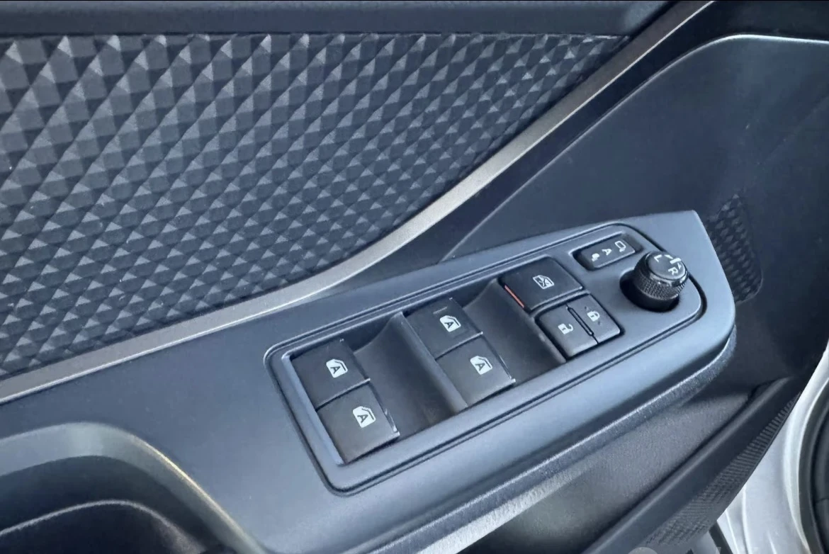 Toyota C-HR 2020 HYBRID 116.000km - изображение 10