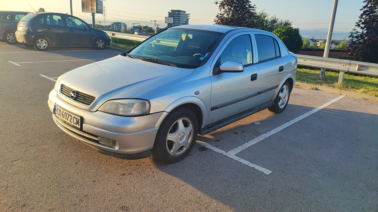 Opel Astra 1.6 - изображение 4