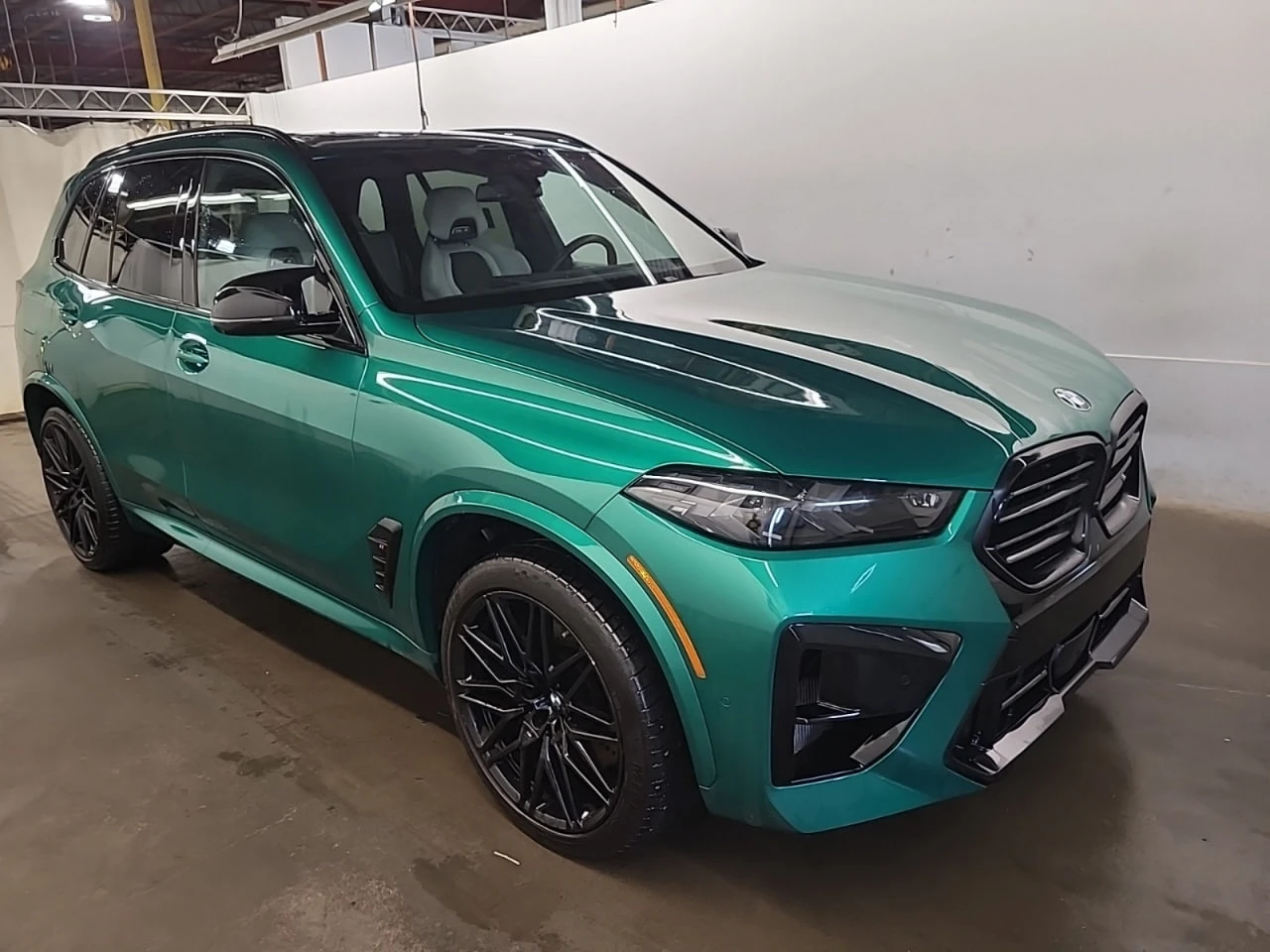 BMW X5M 2023 COMPETITION * ПЕРФЕКТЕН*  - изображение 3