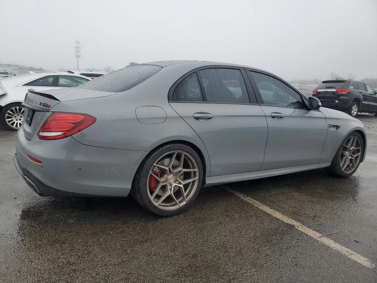 Mercedes-Benz E 63 AMG S* 4MATIC* ФУЛ ЕКСТРИ* АВТО КРЕДИТ - изображение 6