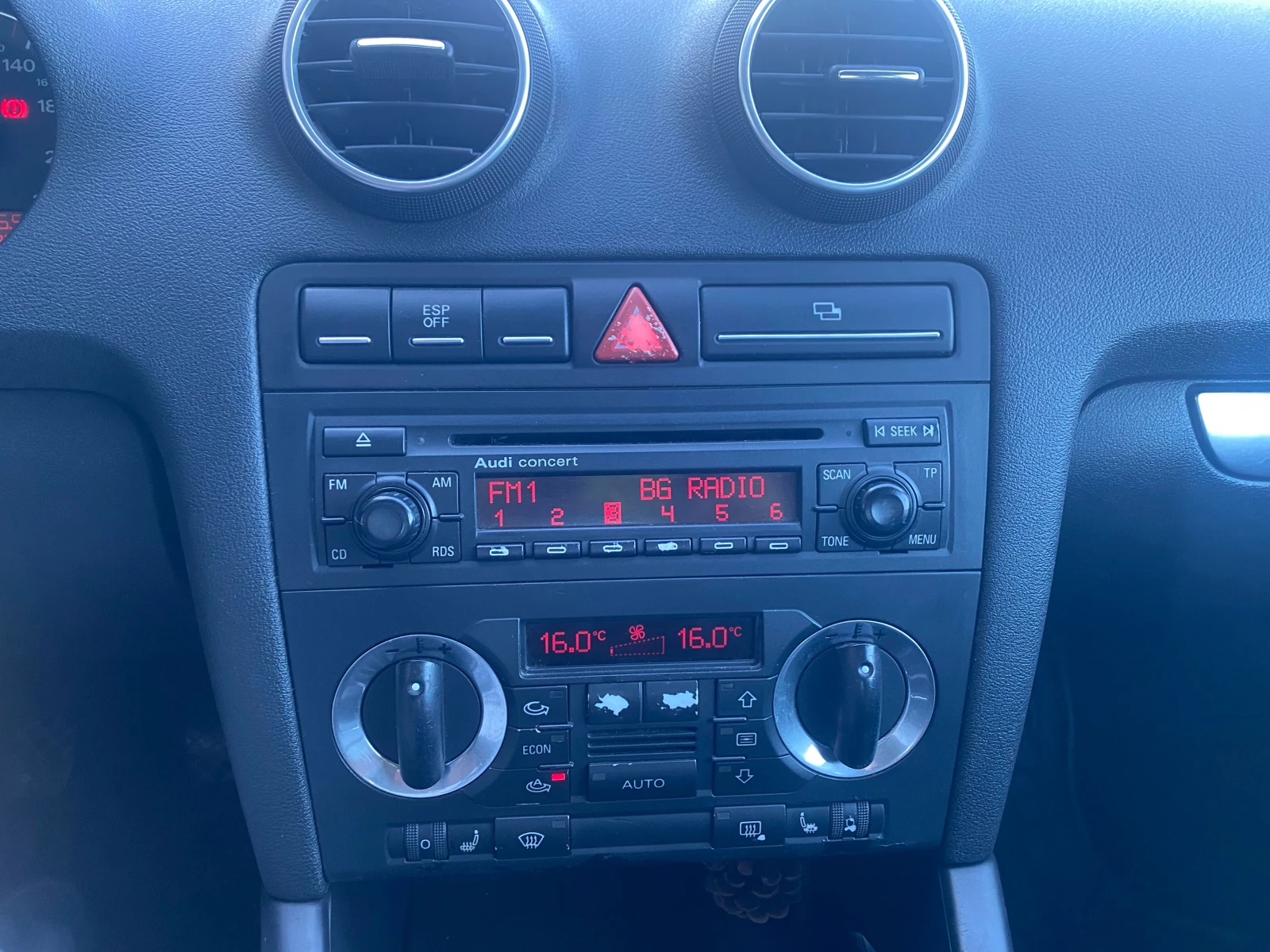 Audi A3 1.6 MT | Mobile.bg   12