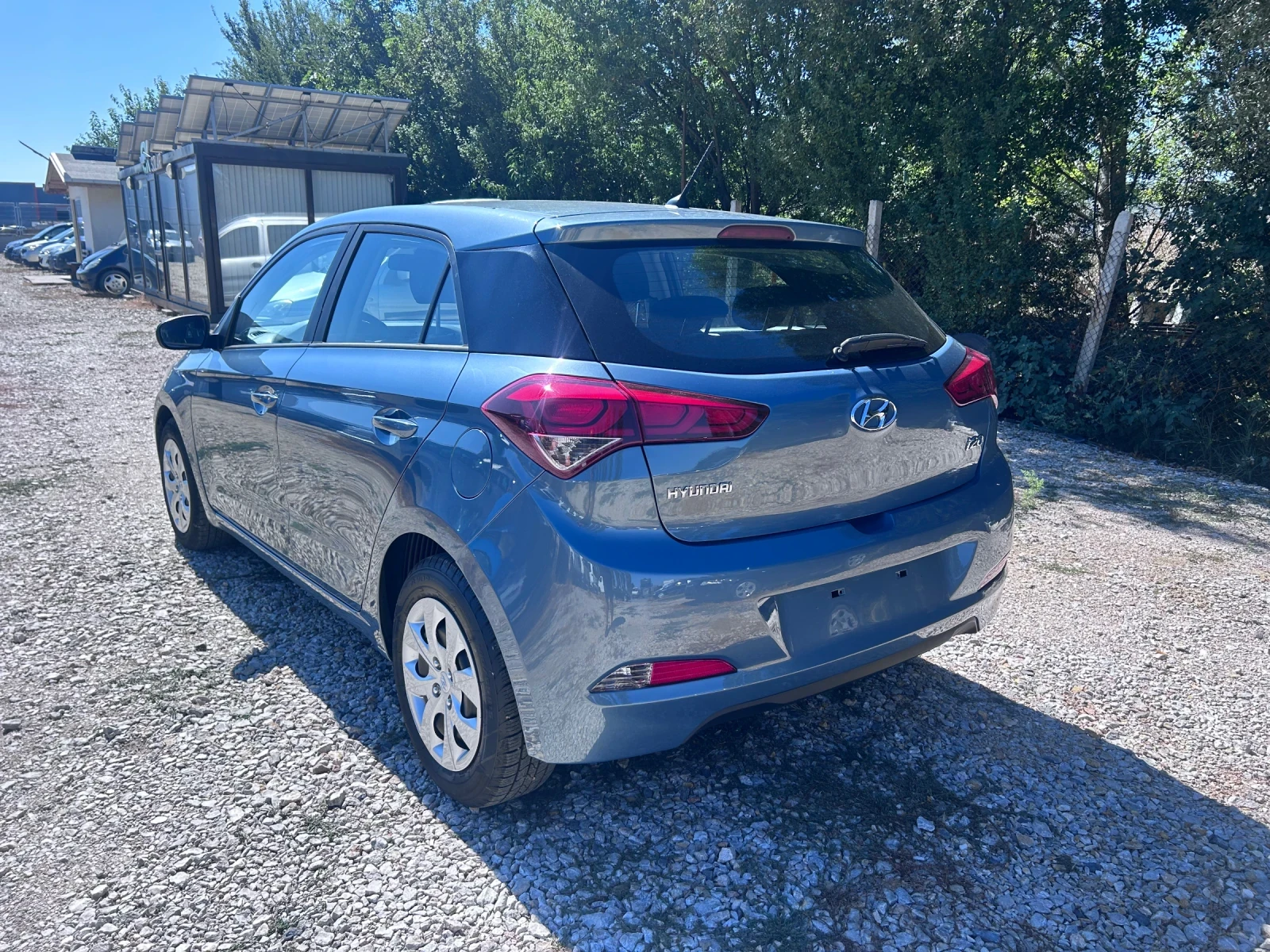 Hyundai I20 1.1 CRDI Euro 6 Service Book - изображение 3