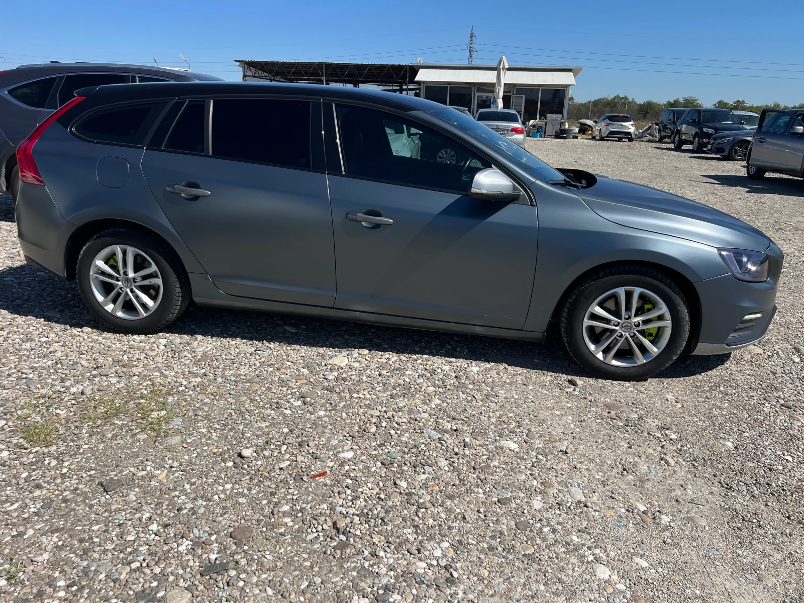 Volvo V60 2.0 D R DESIGN - изображение 4
