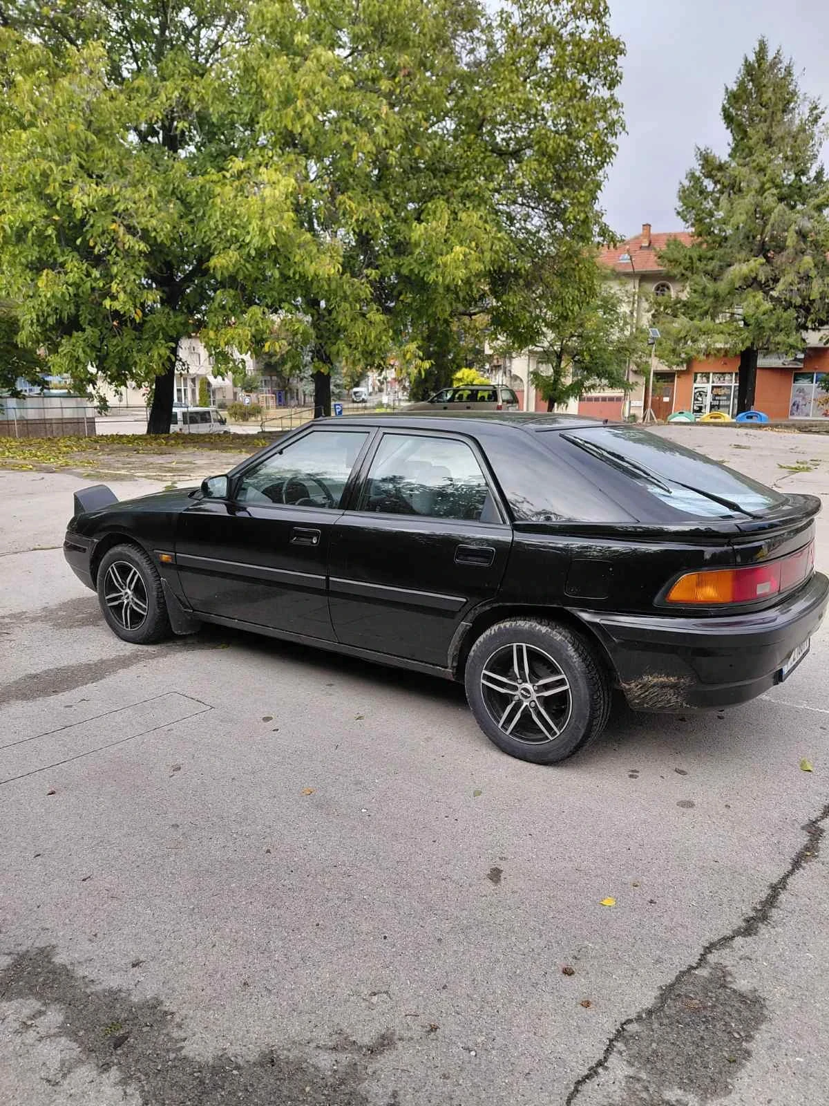 Mazda 323  - изображение 3
