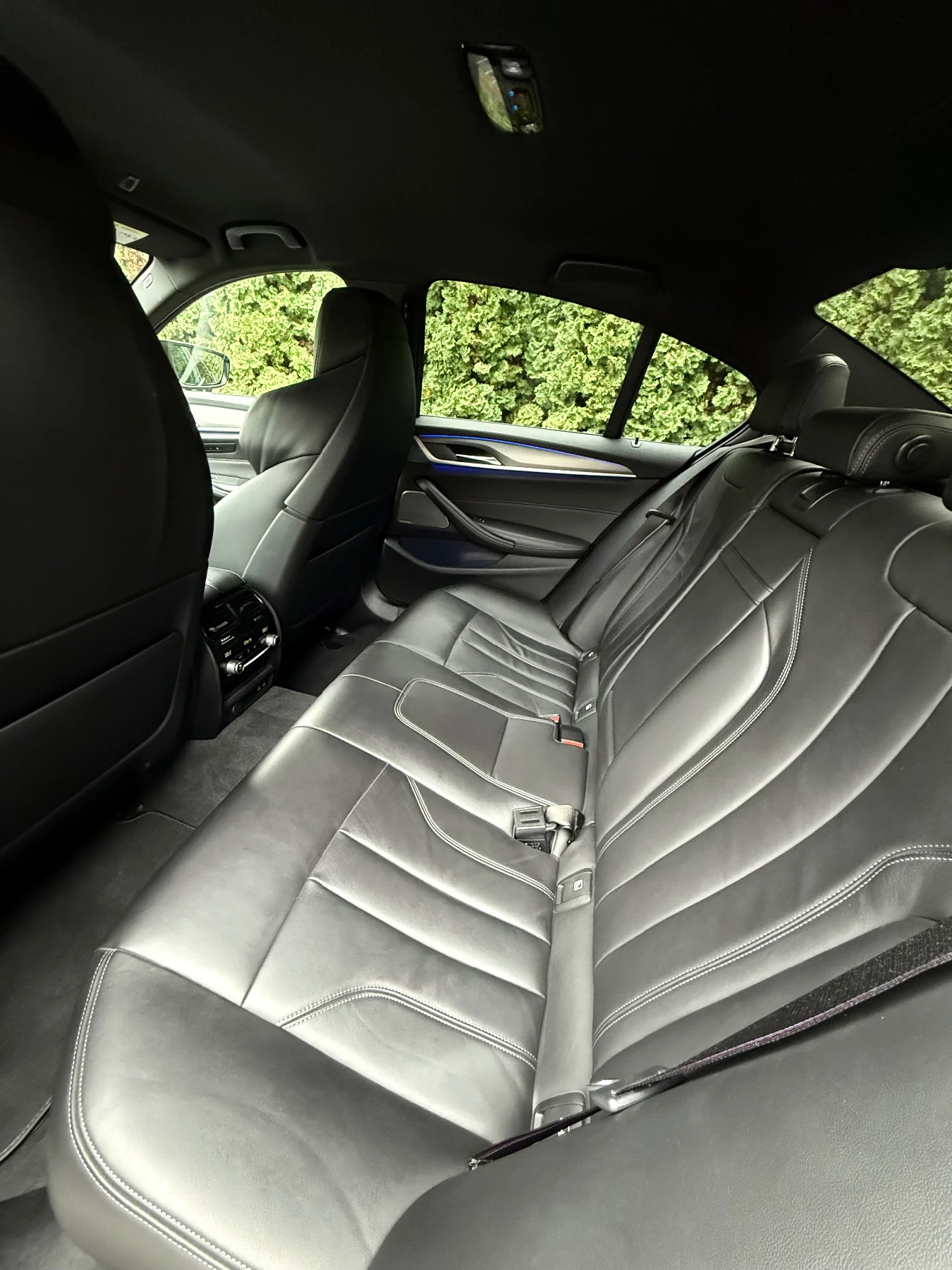 BMW M5 Competition/Carbon/H&K/Facelift/70000км.! - изображение 10