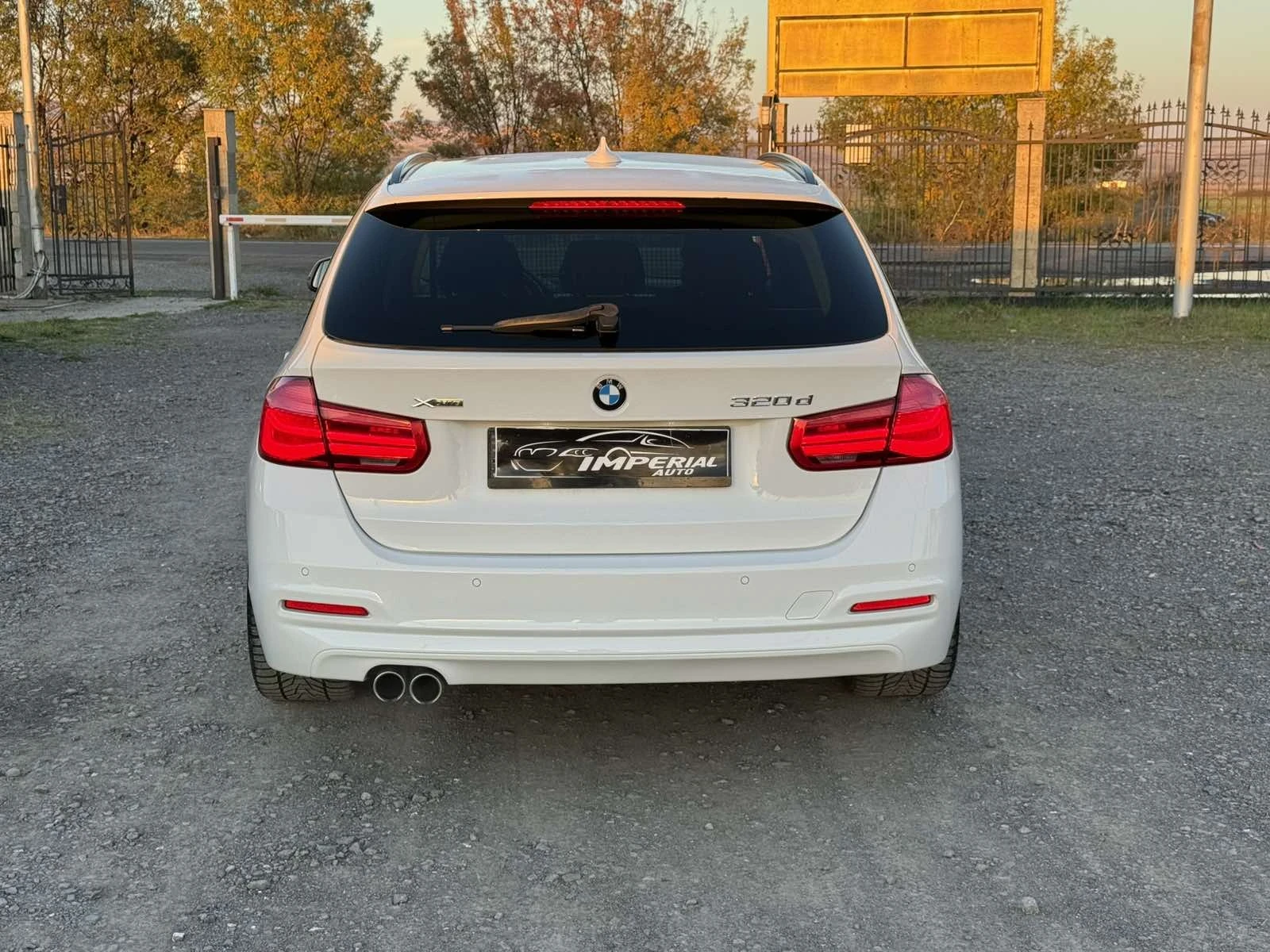 BMW 320 2, 0d-X-drive - изображение 6