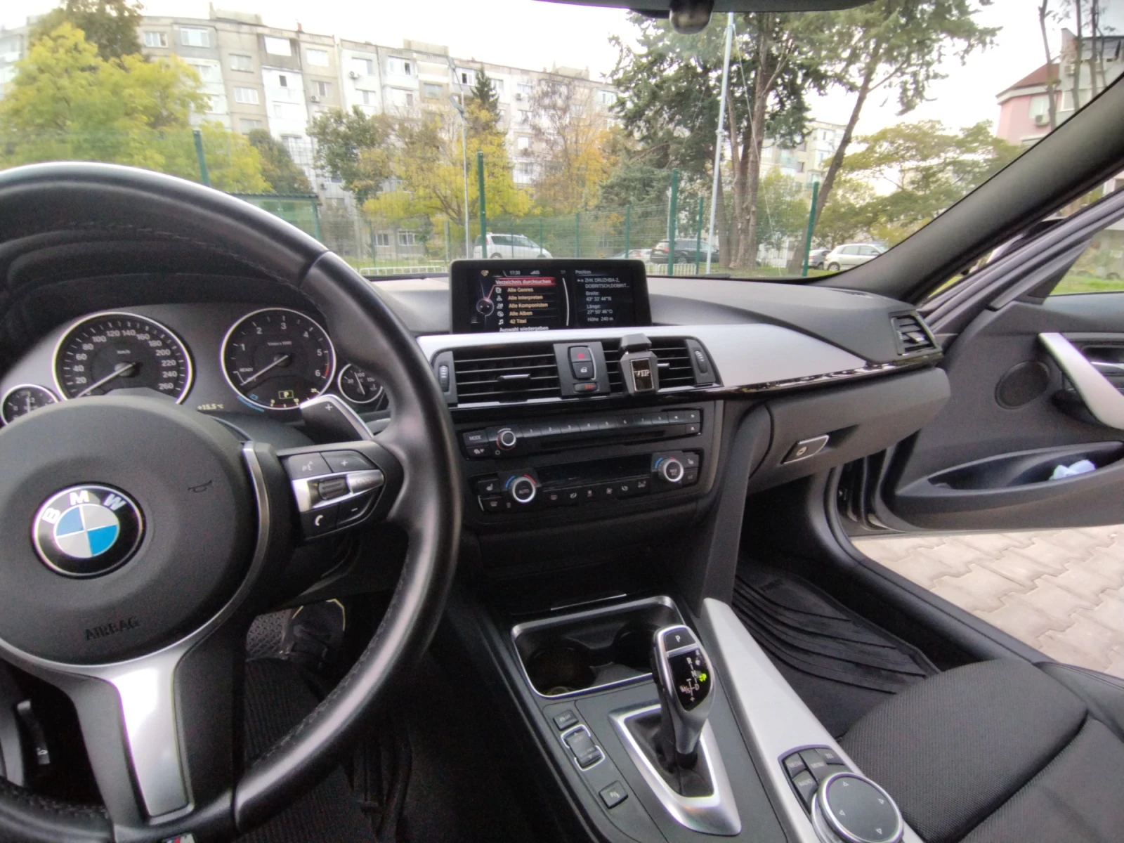 BMW 330 3.0D xDrive M-packet - изображение 10