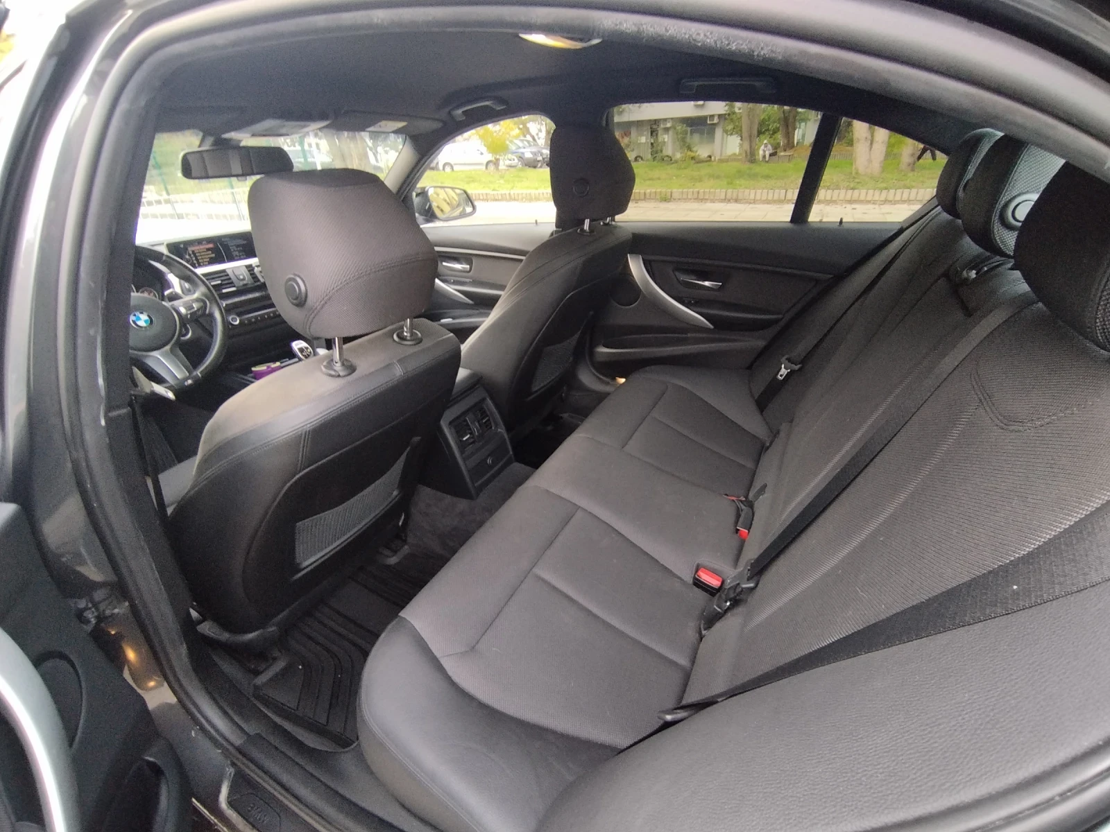 BMW 330 3.0D xDrive M-packet | Mobile.bg   11