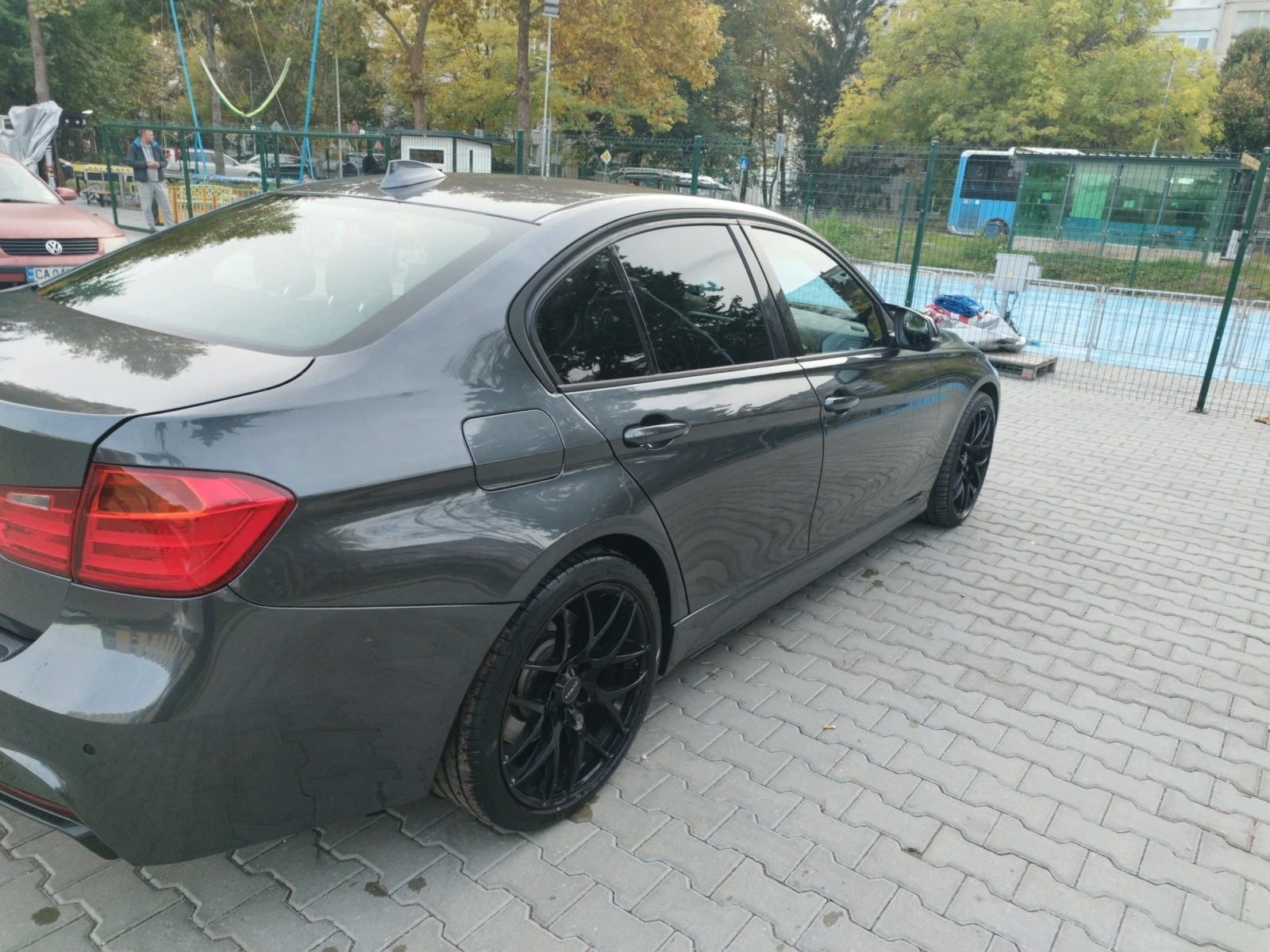 BMW 330 3.0D xDrive M-packet | Mobile.bg   16