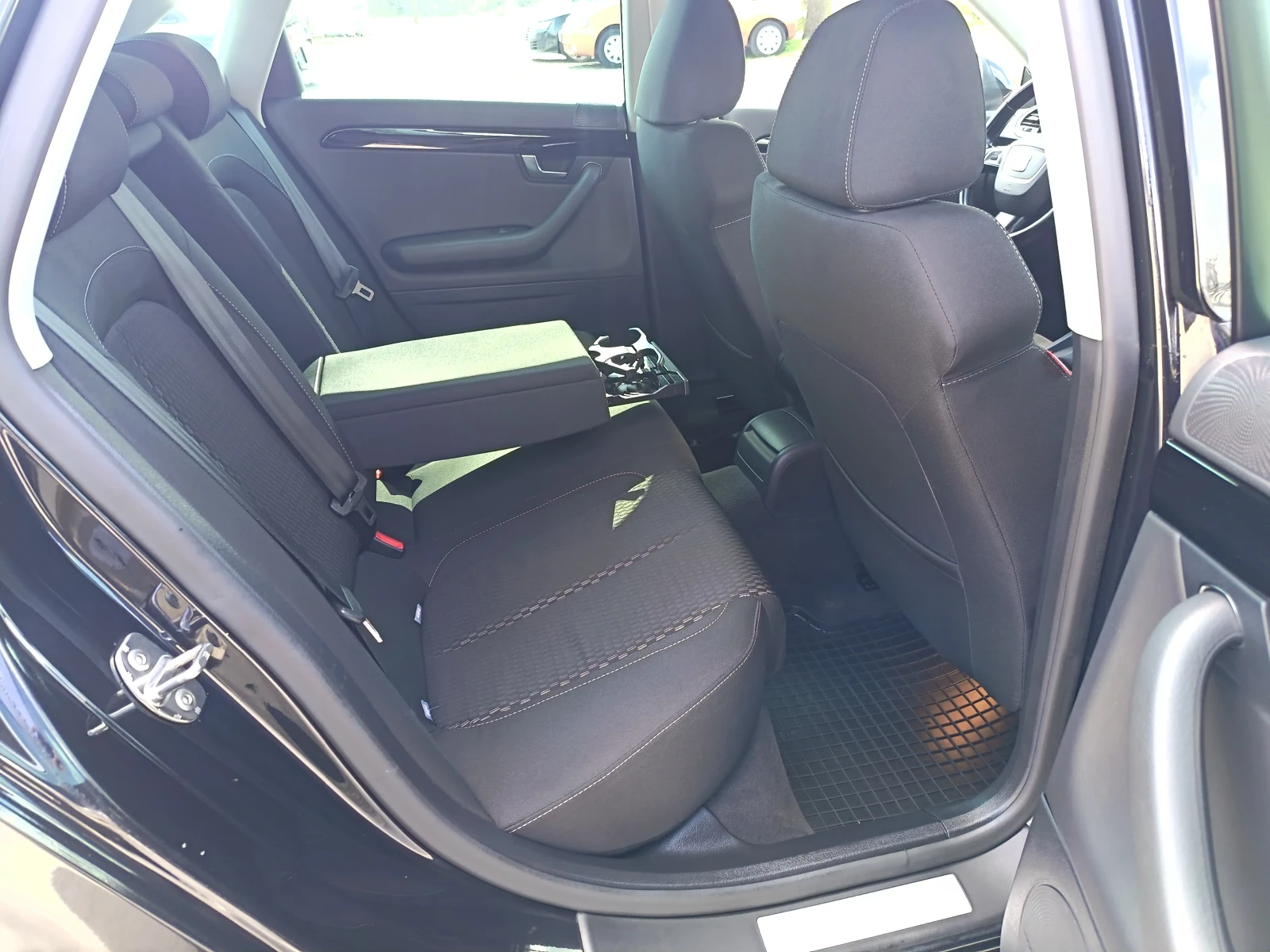 Seat Exeo, снимка 10 - Автомобили и джипове - 54083505