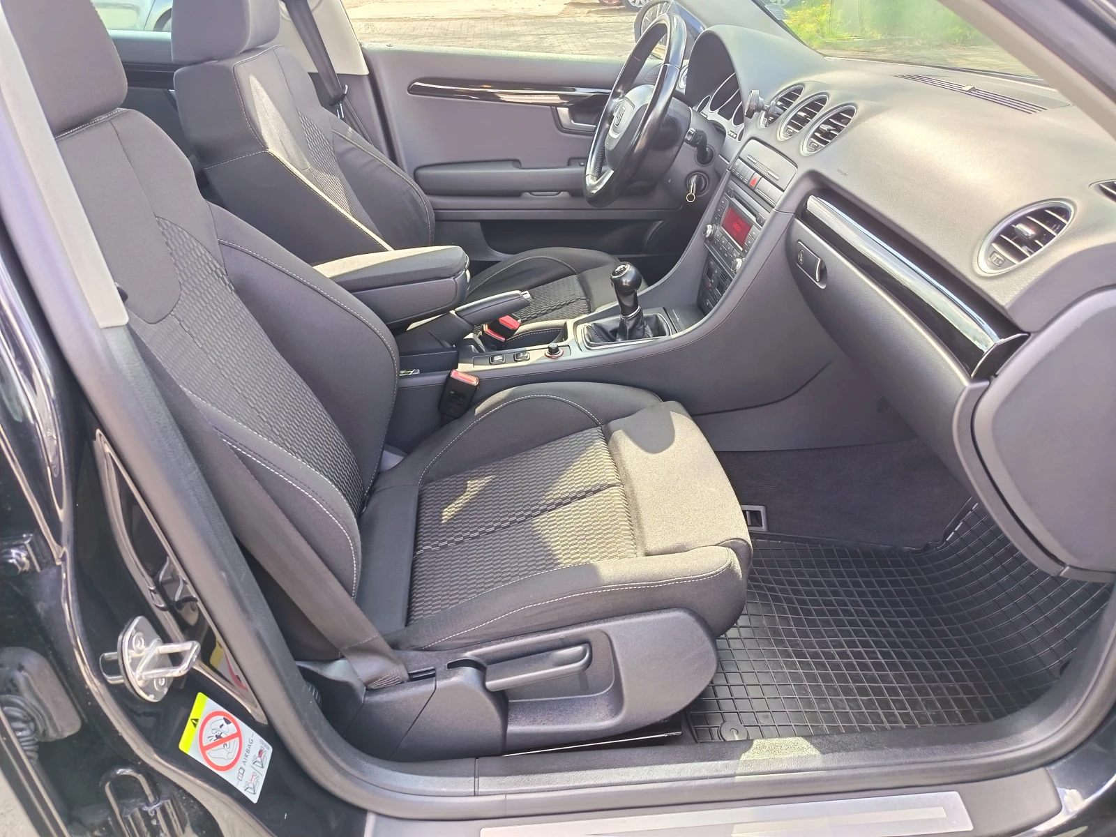 Seat Exeo, снимка 11 - Автомобили и джипове - 54083505