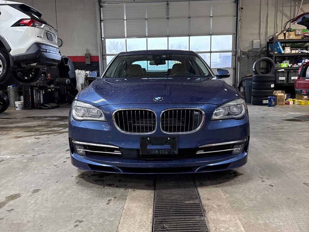BMW 750  ALPINA B7 xDrive * CARFAX ФИНАНСИРАНЕ  - изображение 5