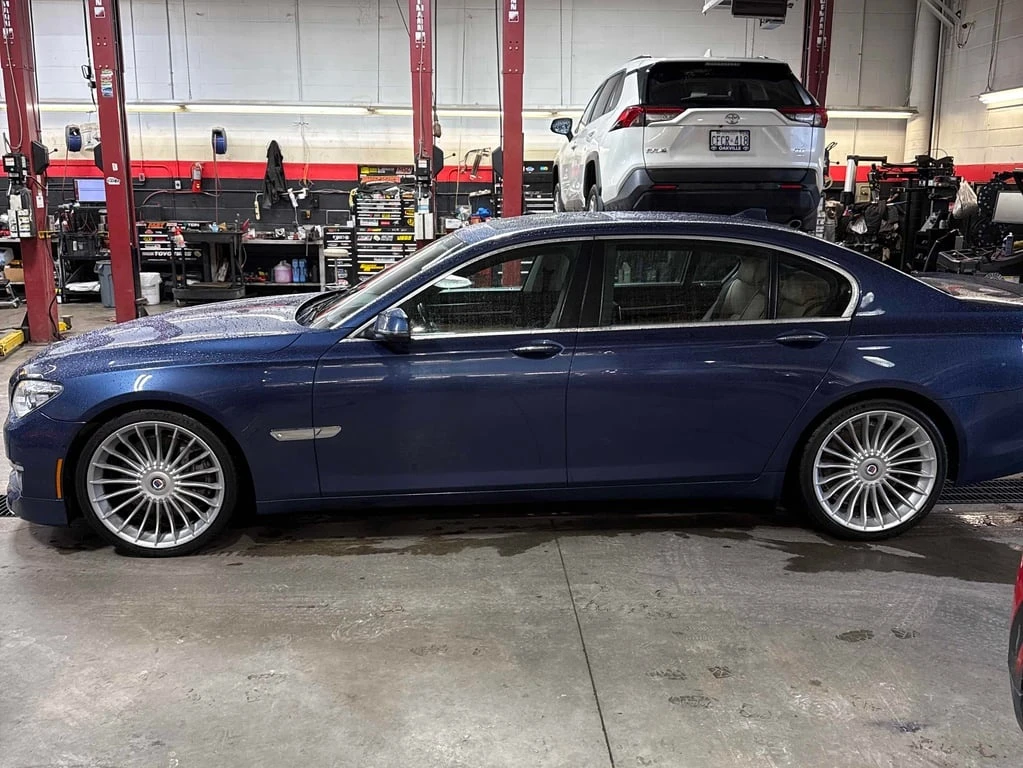 BMW 750  ALPINA B7 xDrive * CARFAX ФИНАНСИРАНЕ  - изображение 2