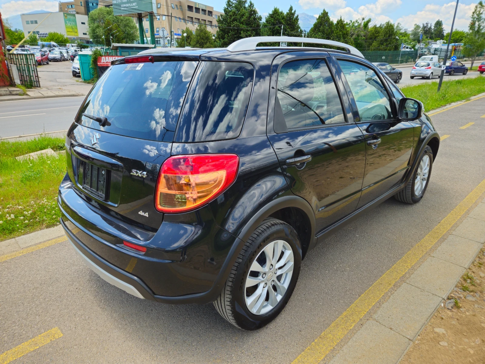 Suzuki SX4 4X4 2015 година ВСИЧКИ ЕКСТРИ, снимка 5 - Автомобили и джипове - 53925300