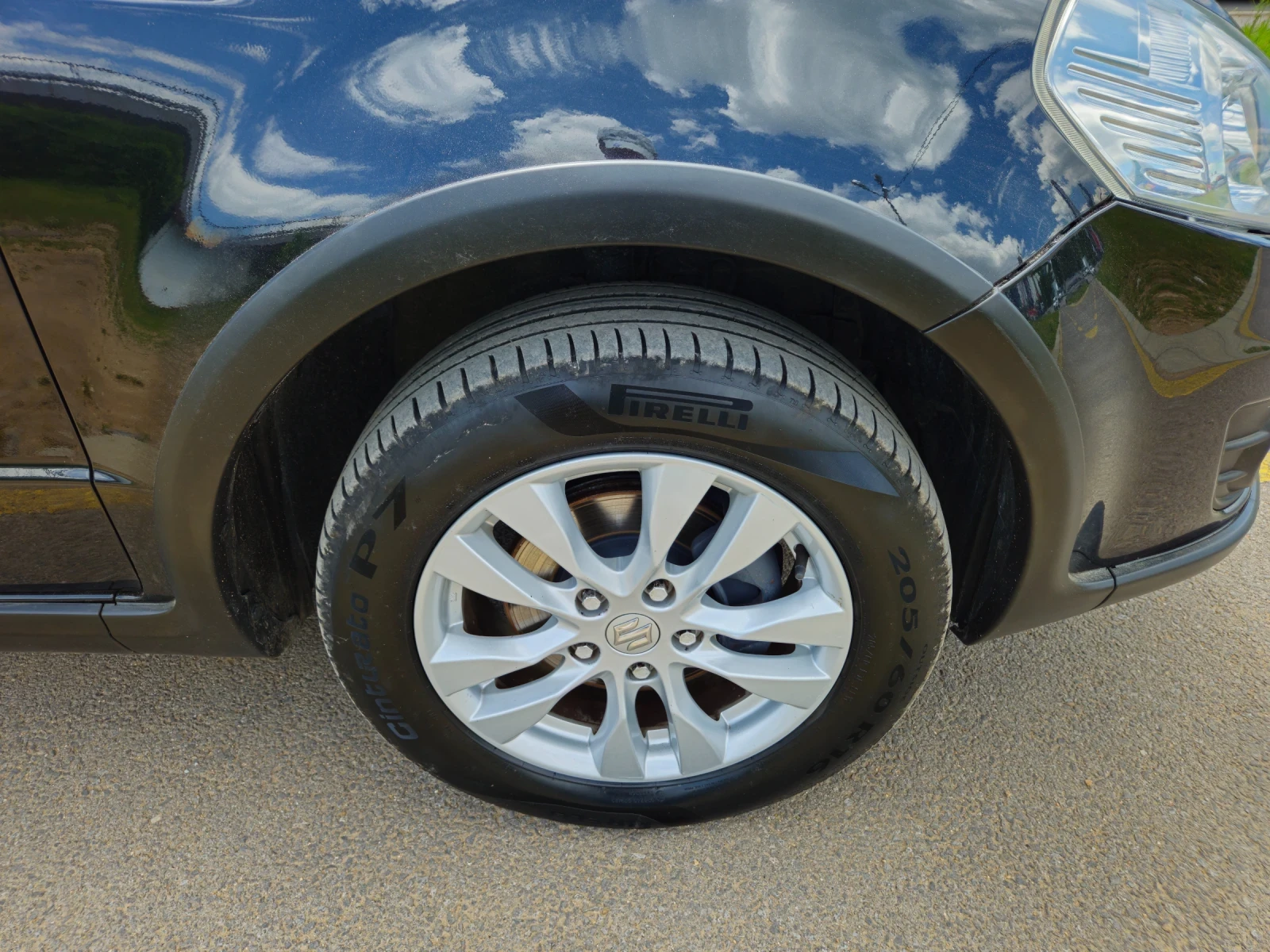 Suzuki SX4 4X4 2015 година ВСИЧКИ ЕКСТРИ, снимка 8 - Автомобили и джипове - 53925300