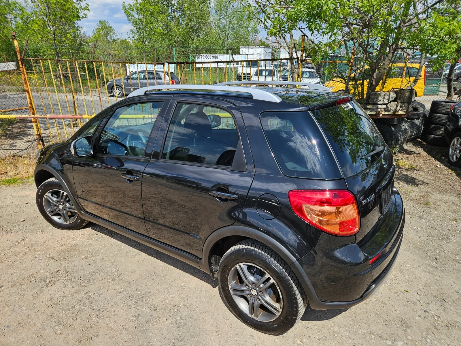 Suzuki SX4 4X4 2015 година ВСИЧКИ ЕКСТРИ, снимка 8 - Автомобили и джипове - 53925300