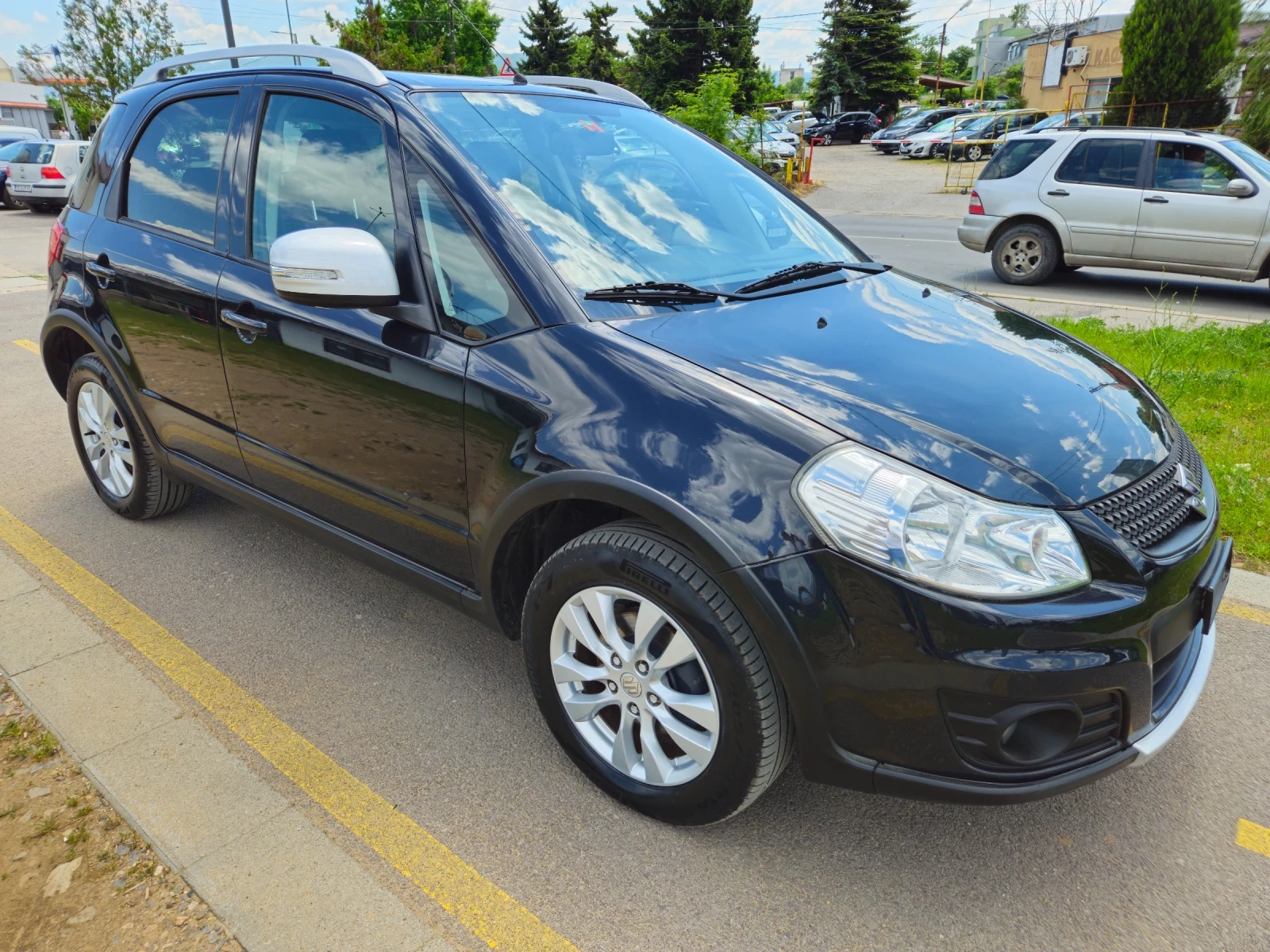 Suzuki SX4 4X4 2015 година ВСИЧКИ ЕКСТРИ, снимка 4 - Автомобили и джипове - 53925300