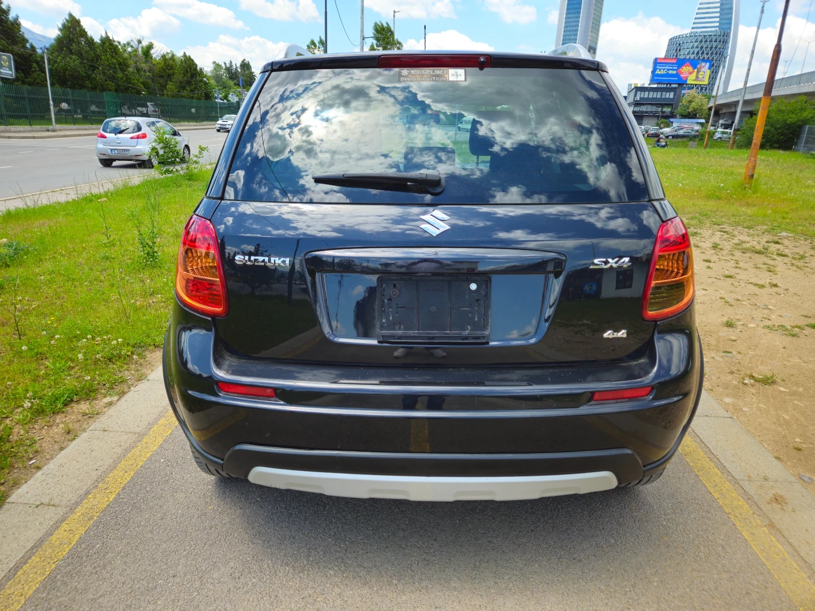 Suzuki SX4 4X4 2015 година ВСИЧКИ ЕКСТРИ, снимка 6 - Автомобили и джипове - 53925300