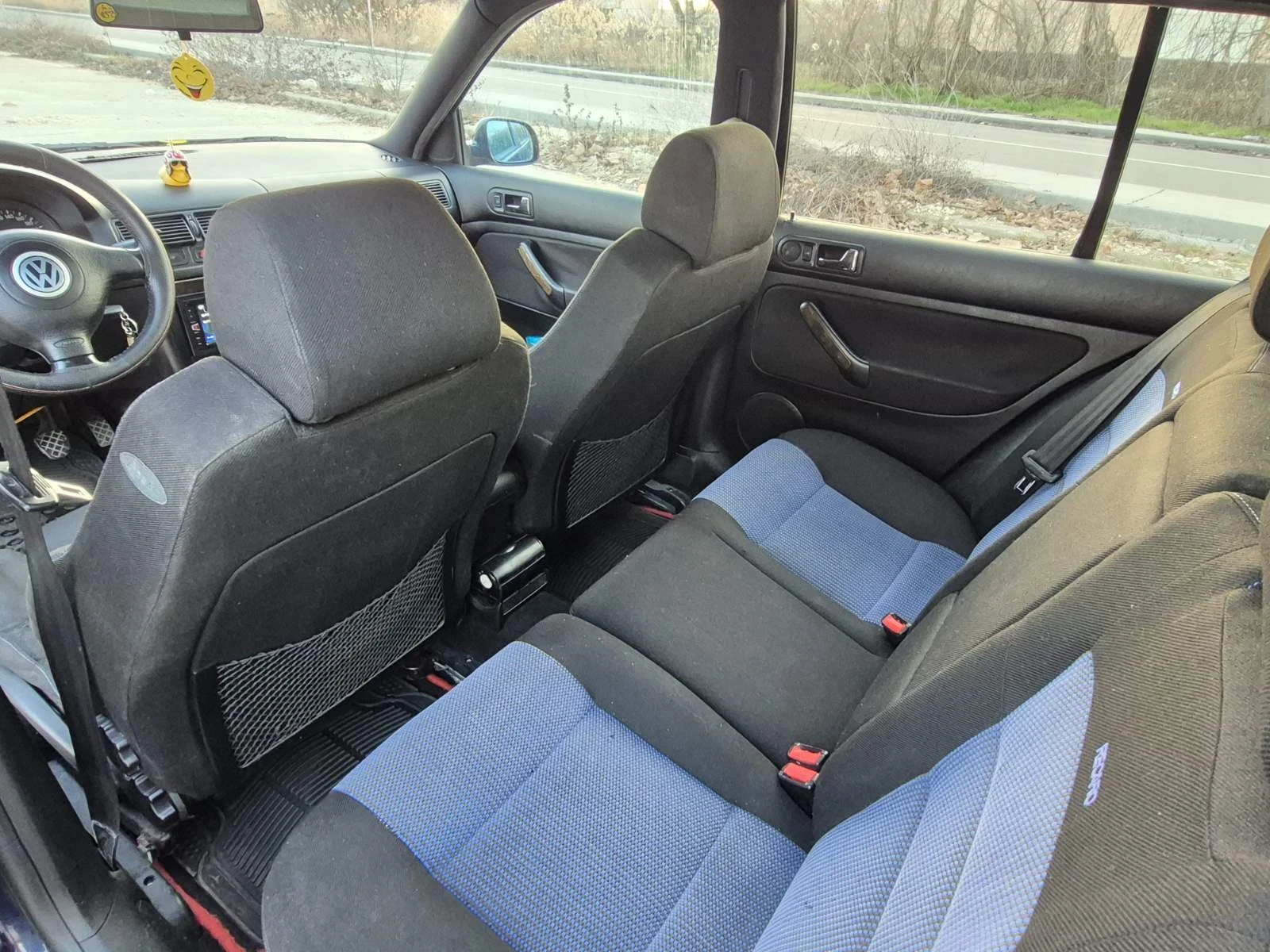 VW Golf 1.8T, снимка 5 - Автомобили и джипове - 53943317